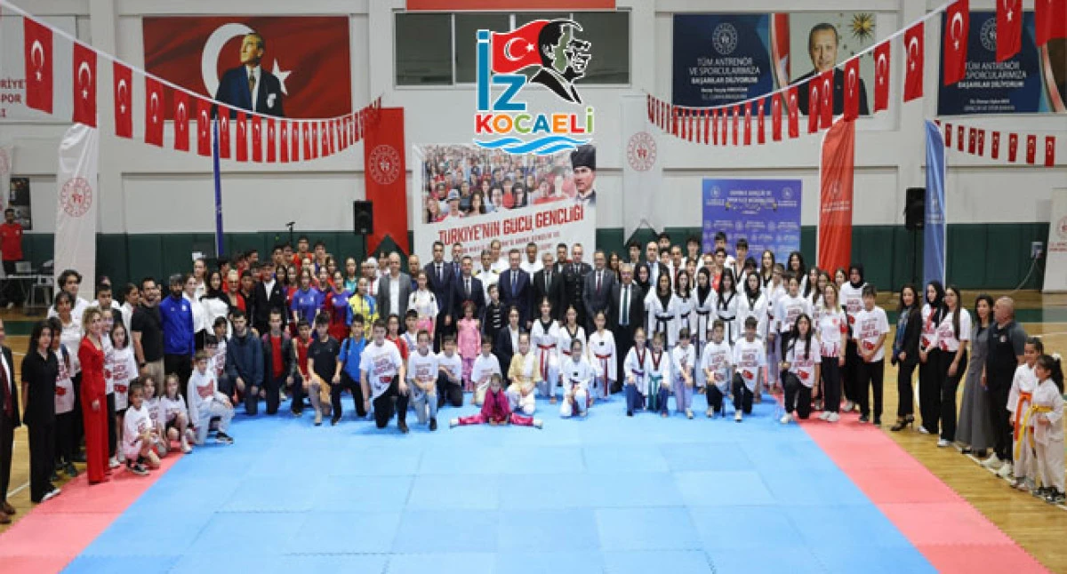 19 Mayıs Derince&rsquo;de Spor ve Sanatla Kutlandı