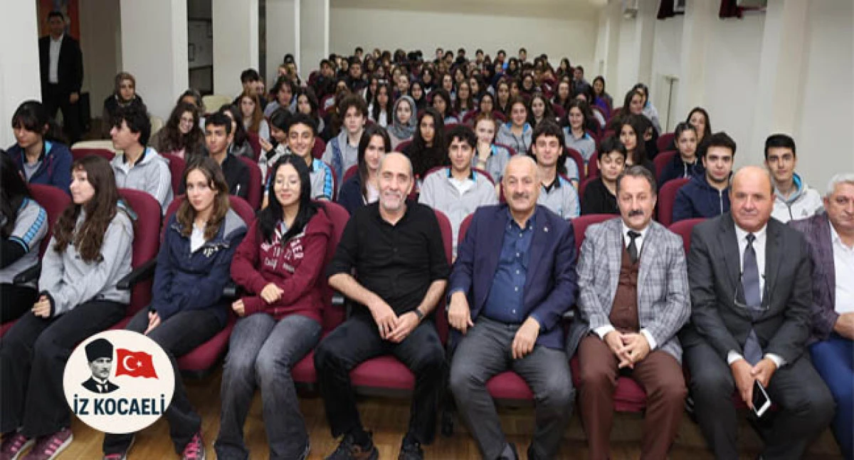 Ahmet Sula’dan Gebzeli Gençlere “Şuurlu Gençlik” Semineri