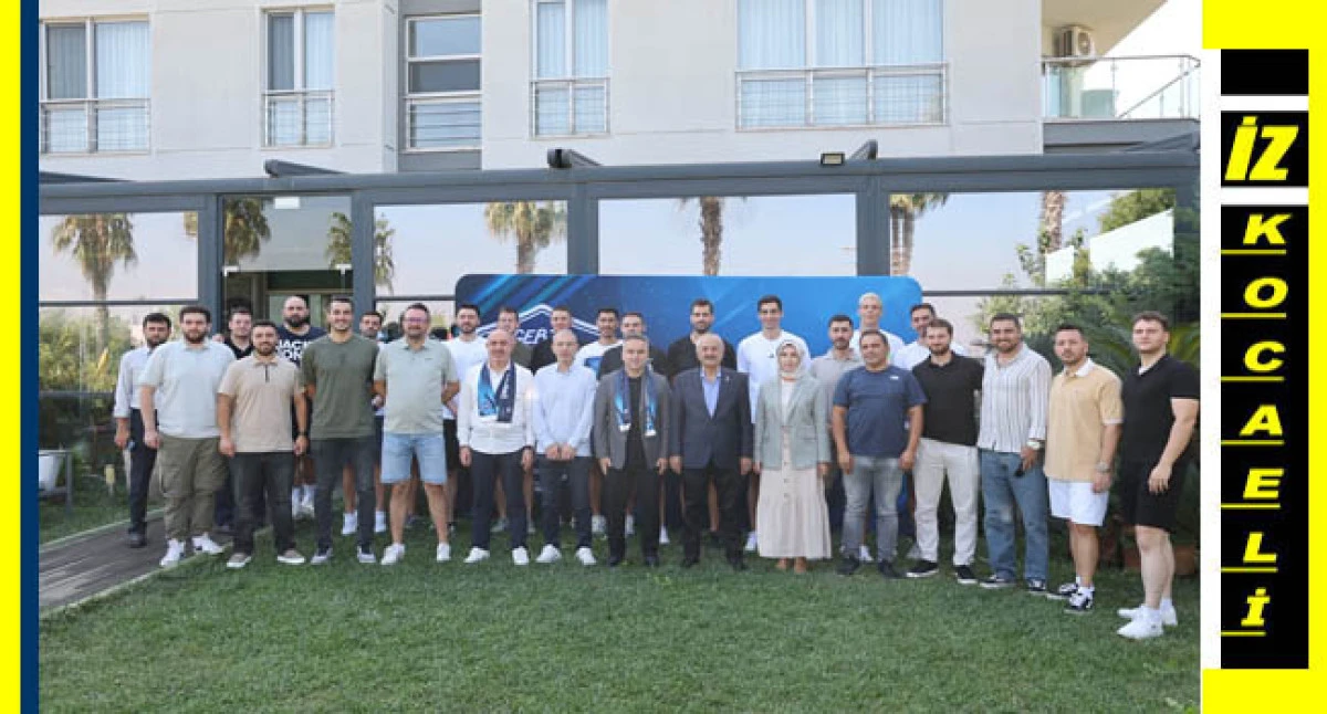 Başkan B&uuml;y&uuml;kg&ouml;z, Gebze Belediyesi Spor Kul&uuml;b&uuml;'yle Buluştu