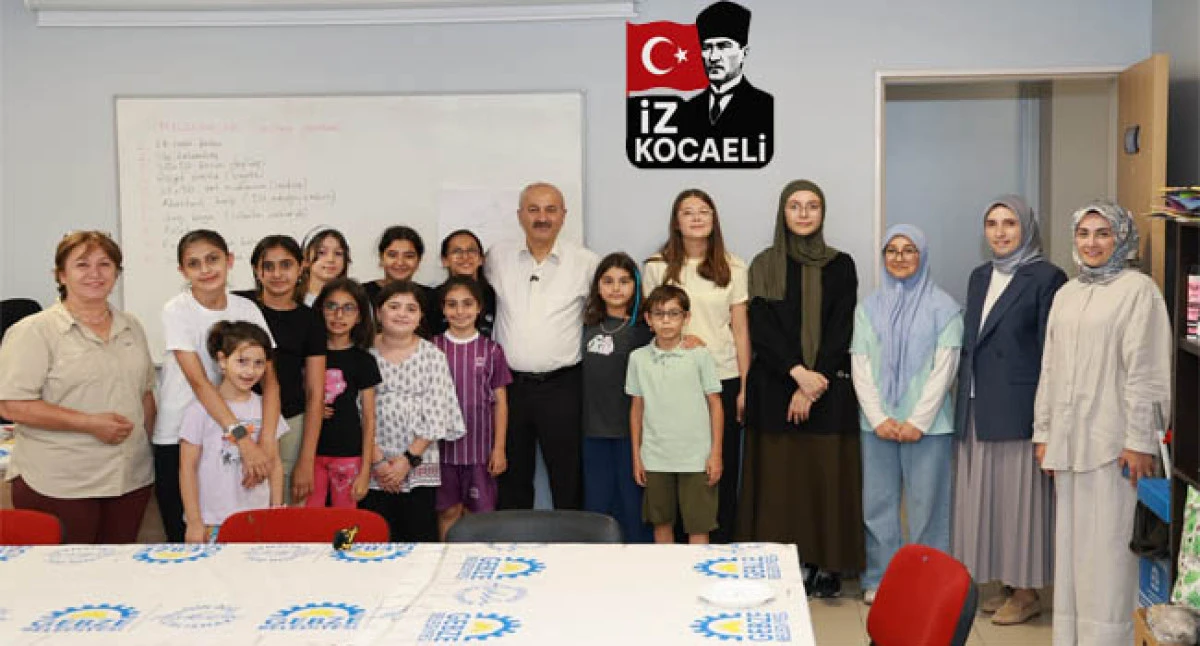 Başkan B&uuml;y&uuml;kg&ouml;z Yaz Okulu &Ouml;ğrencileriyle Buluştu