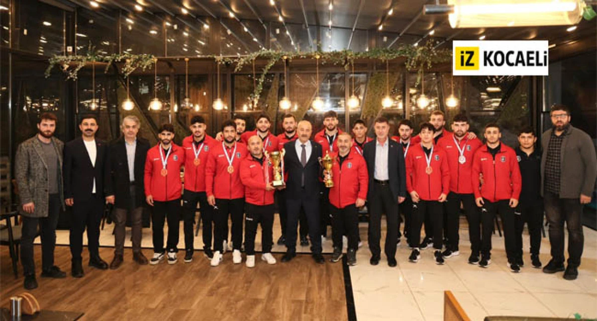 Başkan Büyükgöz’den Güreş Takımına Tebrik