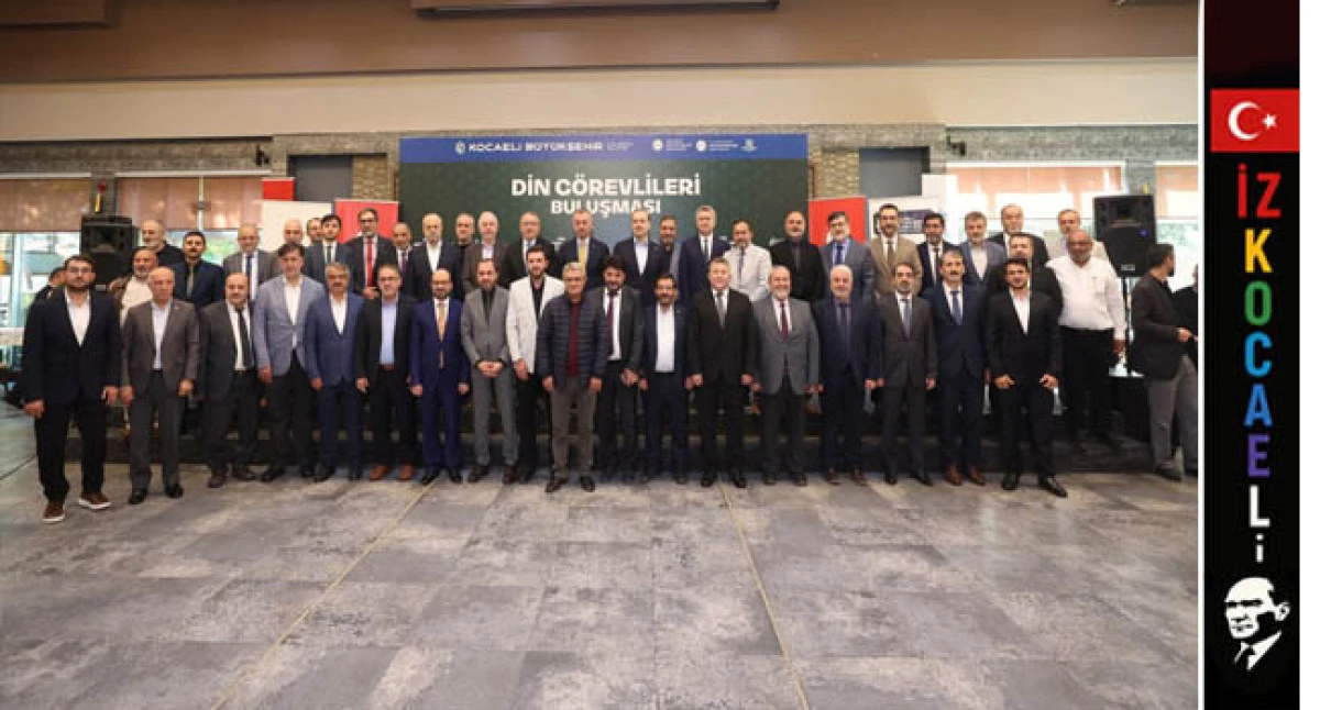 B&uuml;y&uuml;kakın, 12 il&ccedil;eden din g&ouml;revlileri ile bir araya geldi