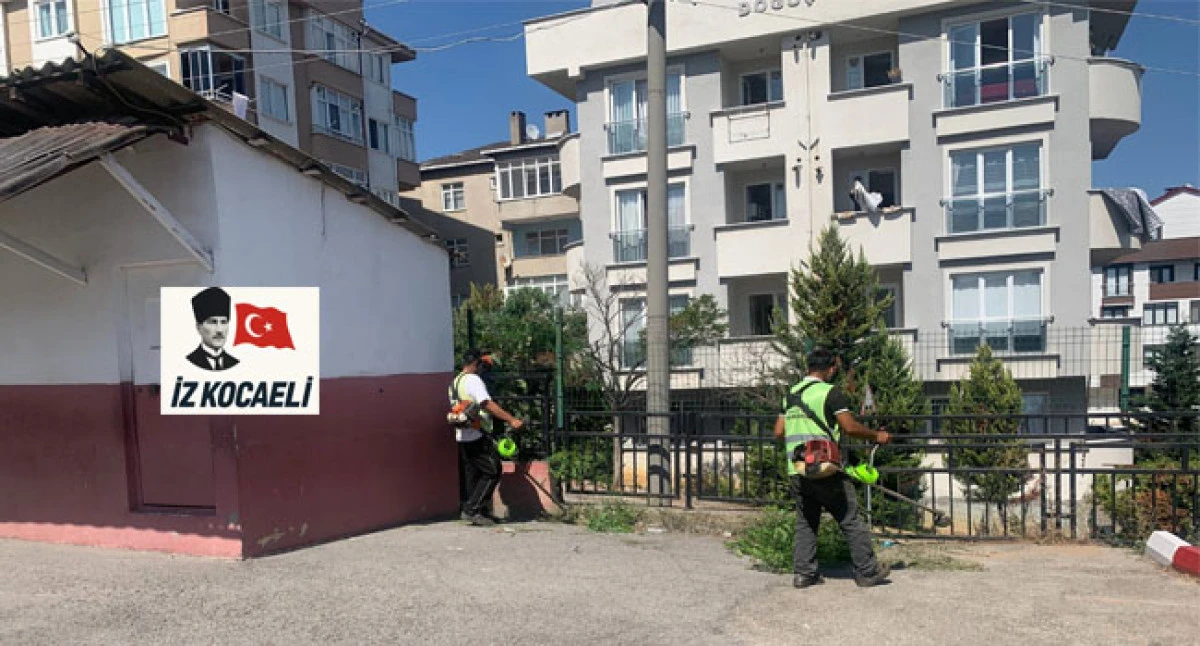 &Ccedil;ayırova&rsquo;daki okullarda bakım &ccedil;alışması s&uuml;r&uuml;yor