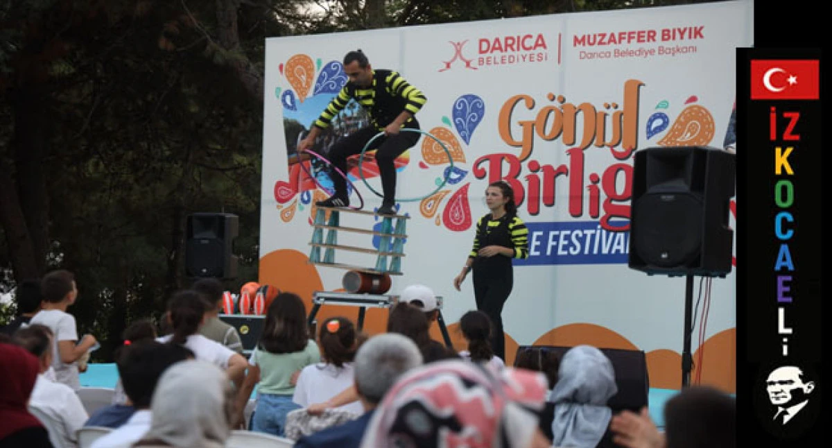 Darıca&rsquo;da g&ouml;n&uuml;ller birleşti, aileler festivalde buluştu