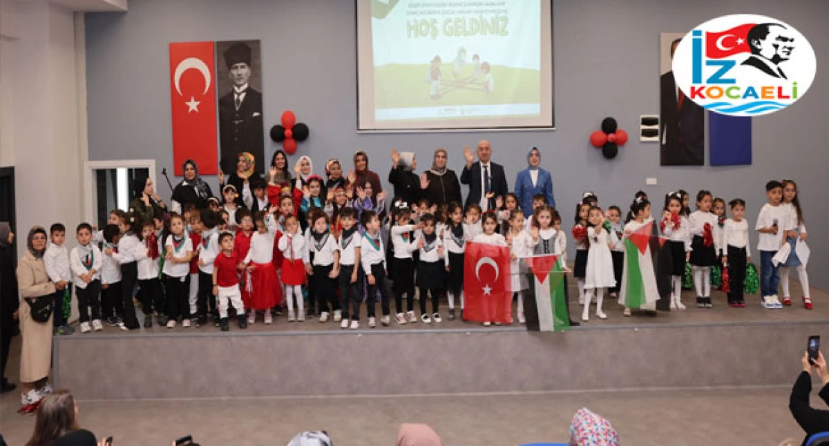 Darıcalı çocuklar Gazze için sahneye çıktı