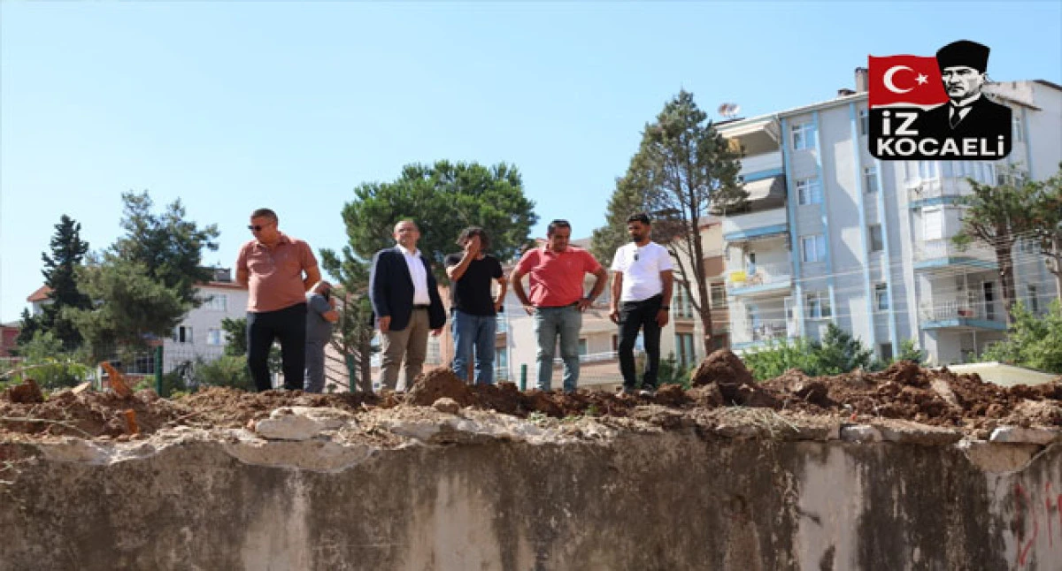 Derince&rsquo;nin Her Noktasında Yoğun Mesai