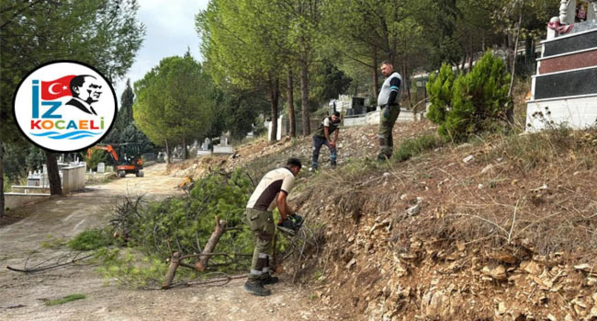 Gebze&rsquo;deki mezarlıklarda yoğun mesai