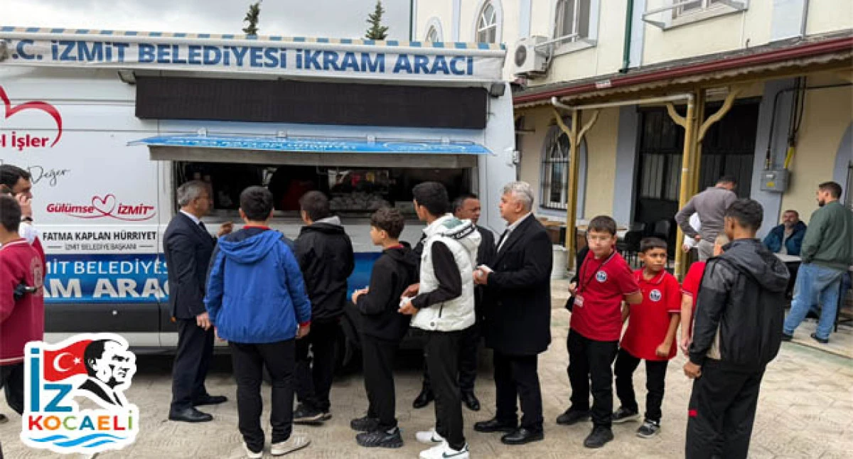 İzmit Belediyesinden Tavşantepe&rsquo;de Cuma ikramı