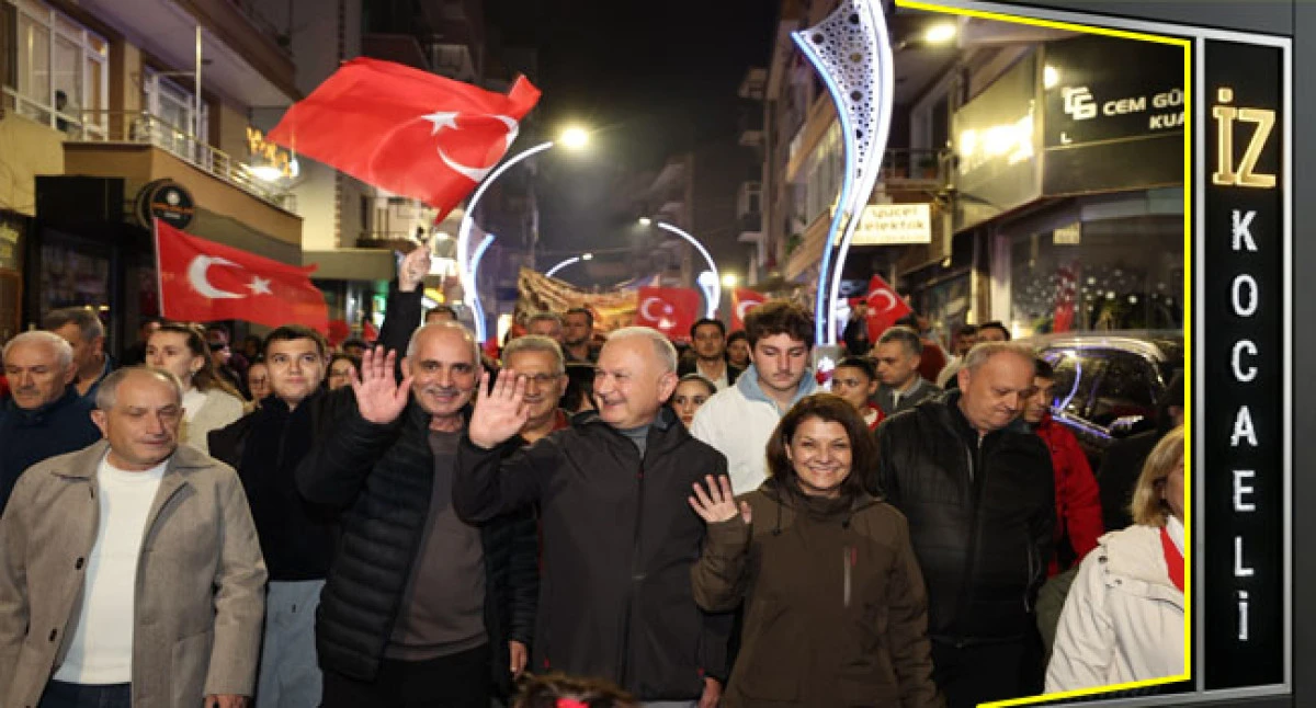 Karam&uuml;rsel&rsquo;de Cumhuriyet aşkı sokaklara taştı