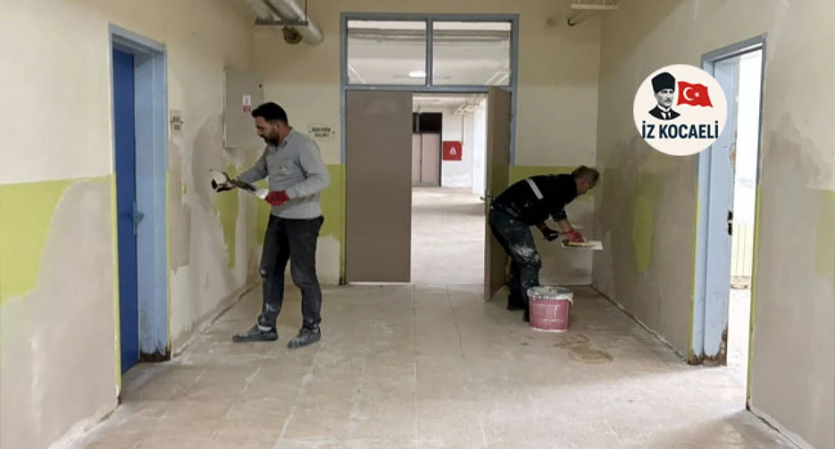 K&ouml;rfez Belediyesi&rsquo;nden Eğitim Kurumlarına destek s&uuml;r&uuml;yor