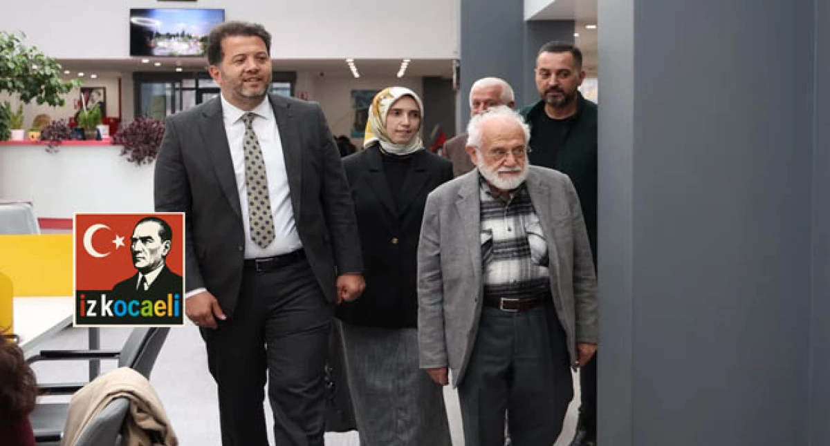 Prof. Dr. İhsan S&uuml;reyya Sırma&rsquo;dan &Ccedil;oban Mustafa Paşa K&uuml;t&uuml;phanesi&rsquo;ne Ziyaret